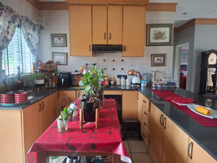 2 Bedroom Property for Sale in Wilkoppies North West